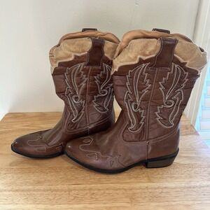 Women's Western Cowboy Boots Brown Tan Faux Leather‎ Pull-On Size 7.5 Shoe Show